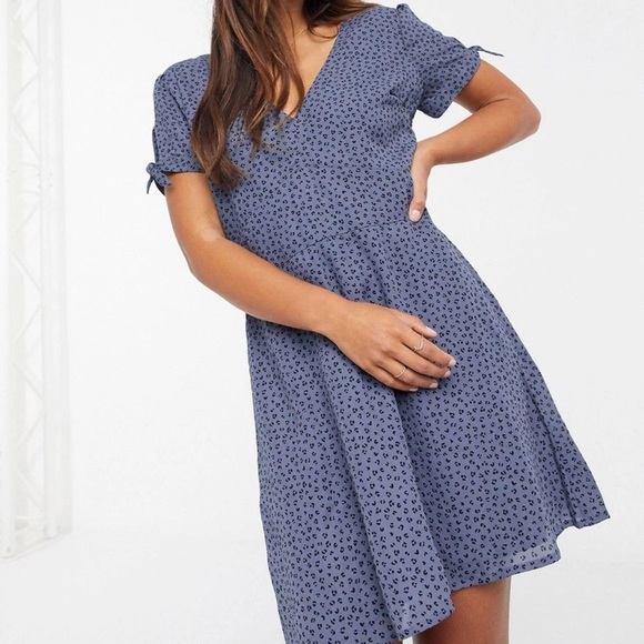 Abercrombie & Fitch blue leopard print tie-sleeve flowy mini dress XS V-neck - Picture 2 of 12